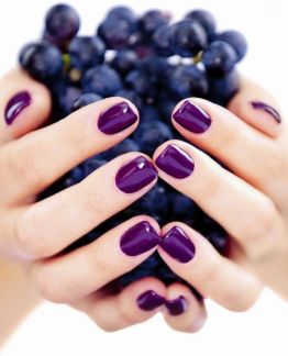 purple nails